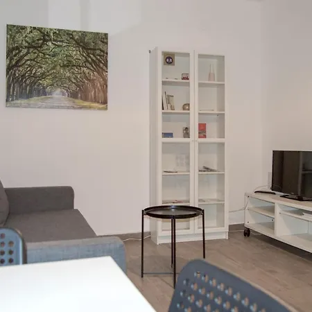 Novam Heredia Appartement *